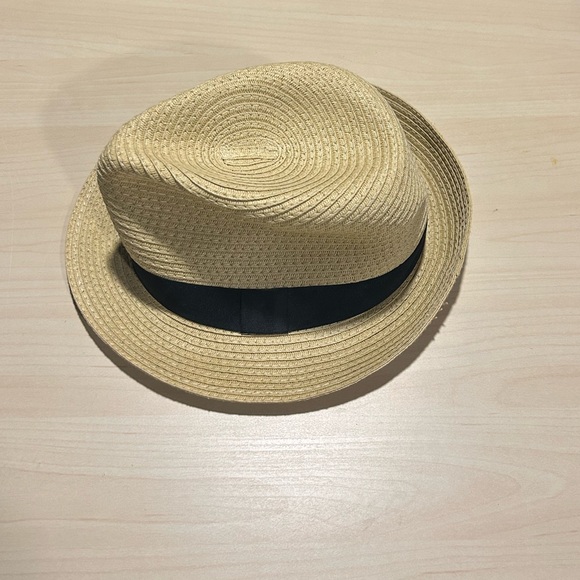 Straw Hat - Picture 1 of 3